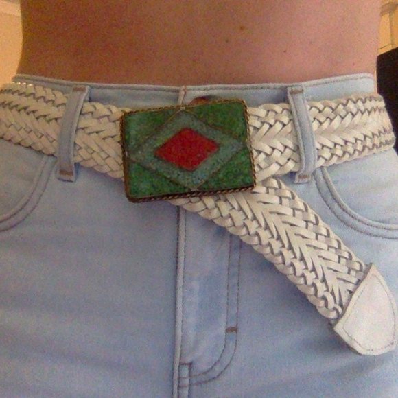 Vintage Woven Belt with Geometric Buckle - Picture 4 of 4